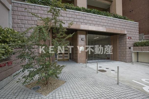 エントランス　建物の内部です