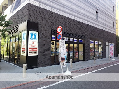 コンビニ　ローソン 西蒲田八丁目店（コンビニ）まで108m