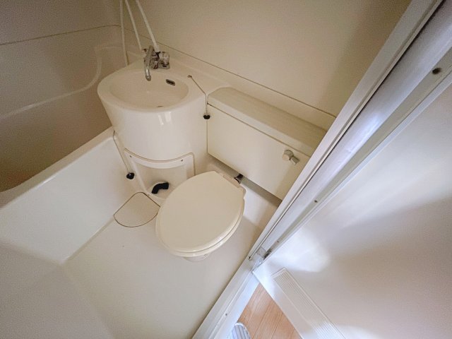 トイレ　清潔感のあるきれいなトイレです