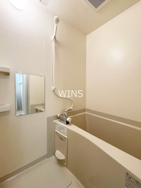 バス・シャワールーム　※別部屋参考写真です