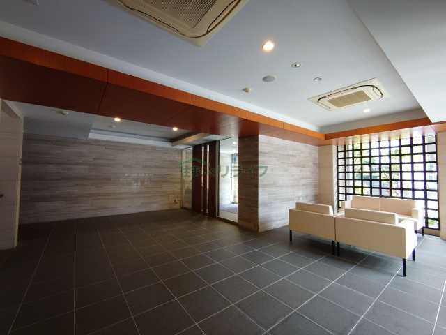 ロビー　メトロステージ上野