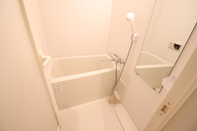 バス・シャワールーム　別室の参考写真です。※現況優先