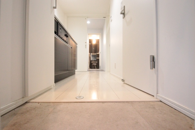 玄関　※別室の参考写真の為、現況優先です。