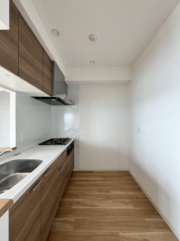 キッチン　※別部屋参考写真