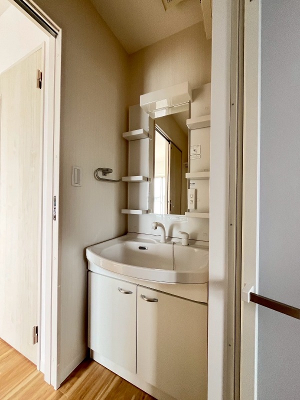 洗面設備　※別部屋参考写真