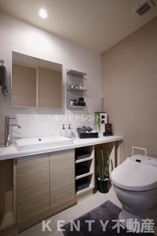 トイレ　コンパクトで使いやすいトイレです