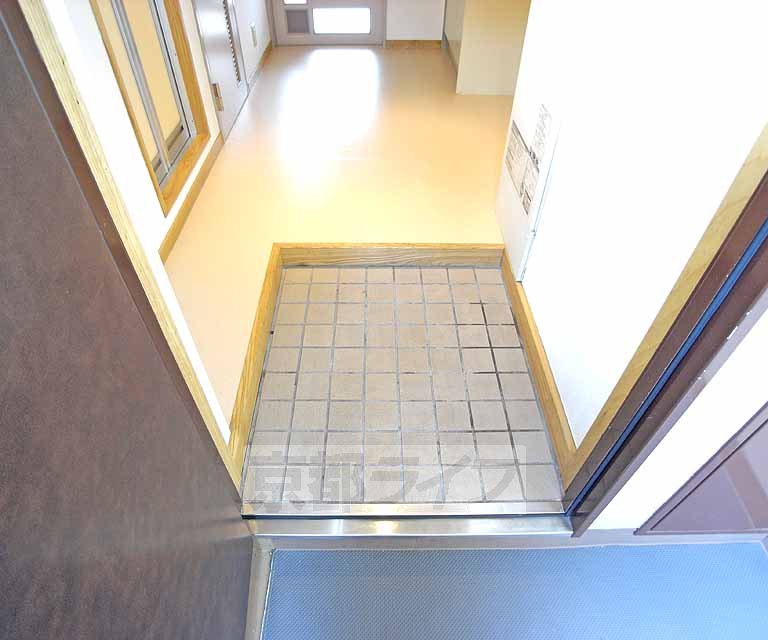 玄関　広く使い勝手があります。