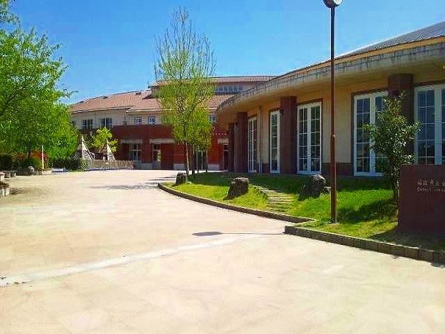 小学校　出町小学校（小学校）まで1100m