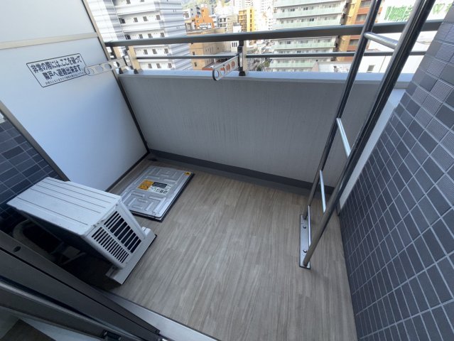 バルコニー　同物件別部屋写真