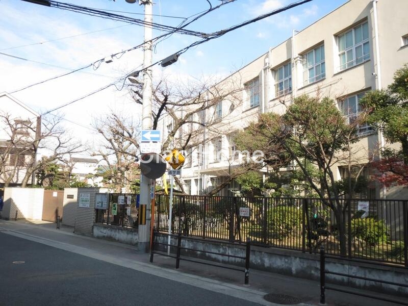 小学校　大阪市立中浜小学校（小学校）まで104m