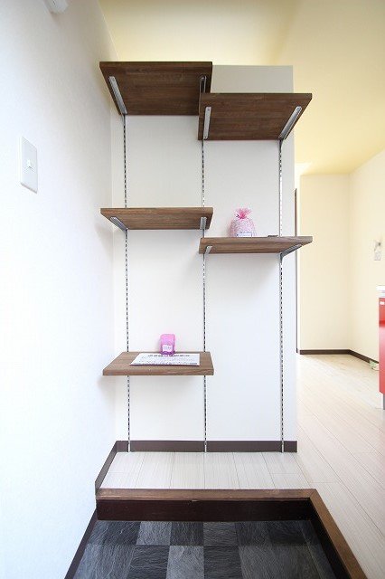 玄関　同物件別号室の写真です。