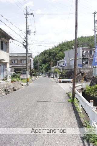 コンビニ　ファミリーマート尾道美ノ郷店（コンビニ）まで254m