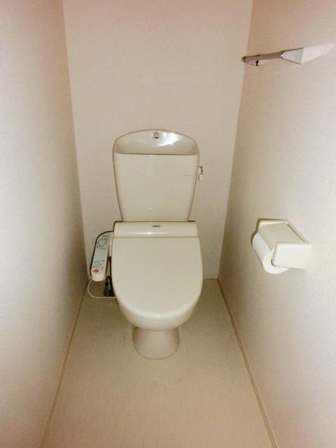 トイレ　洗浄便座