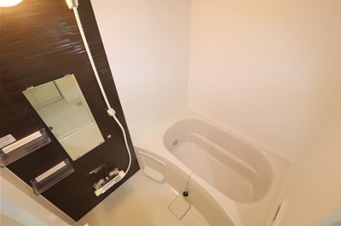 バス・シャワールーム　別部屋の写真です