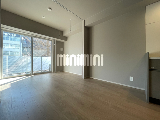 居室・リビング　別号室の参考写真