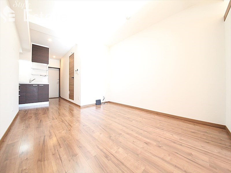 居室・リビング　内装