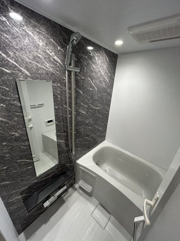 バス・シャワールーム　風呂