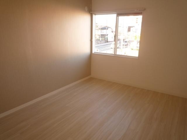 その他部屋・スペース　6帖の洋室は寝室にも書斎にも