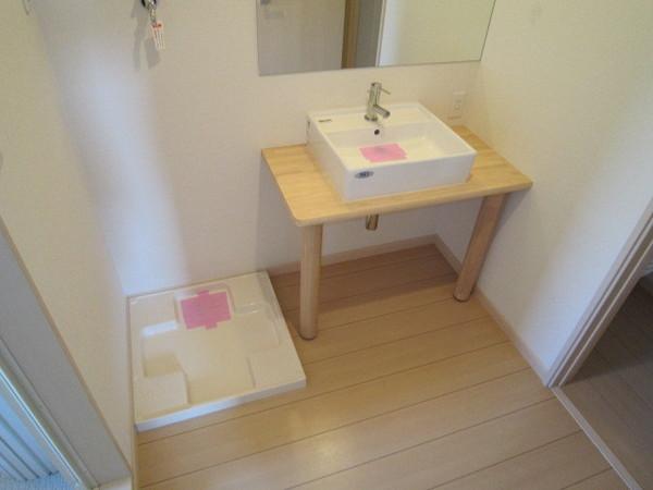 洗面設備　独立洗面台もとってもおしゃれ