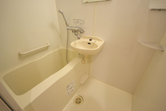 バス・シャワールーム　他部屋参考写真