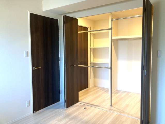 収納　洋室6畳　WIC
