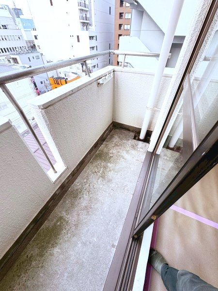 バルコニー　ひあたりの良いバルコニー