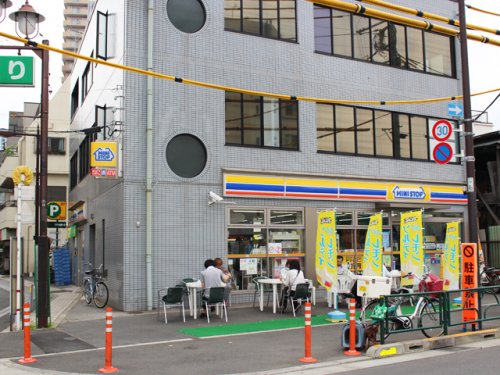 コンビニ　ミニストップ 南池袋2丁目店（コンビニ）まで196m