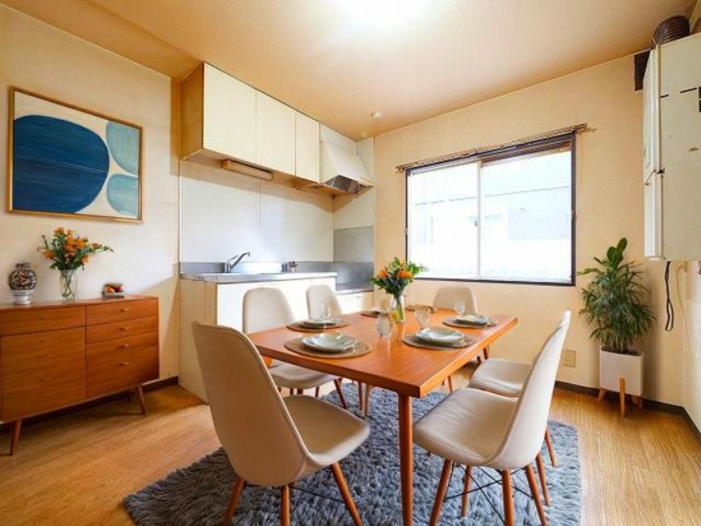 居室・リビング　CGで家具等を配置したもので家具等は含まれません