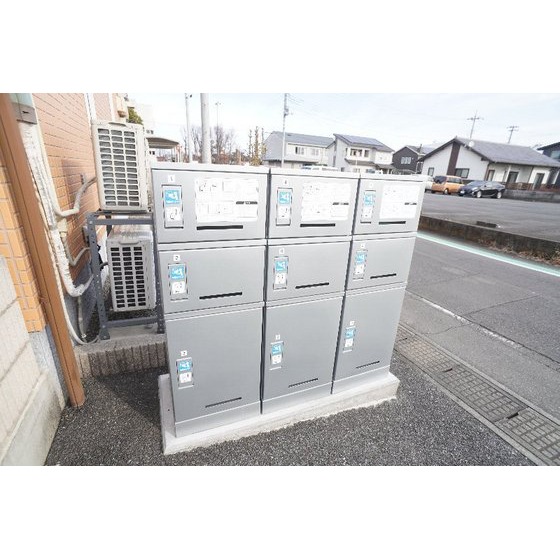 その他　宅配ボックスあり