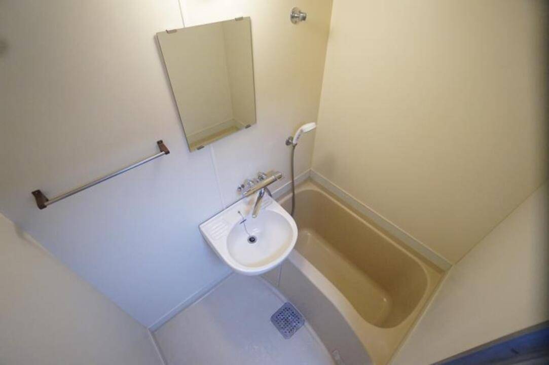 バス・シャワールーム　浴室