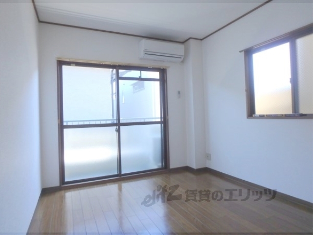 居室・リビング　洋室