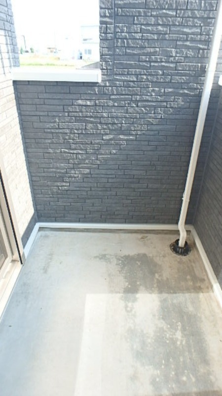 バルコニー　図面と現状に相違がある場合には現状を優先