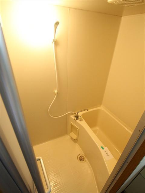 バス・シャワールーム　松山市緑町　グリーンハイツ緑町　浴室