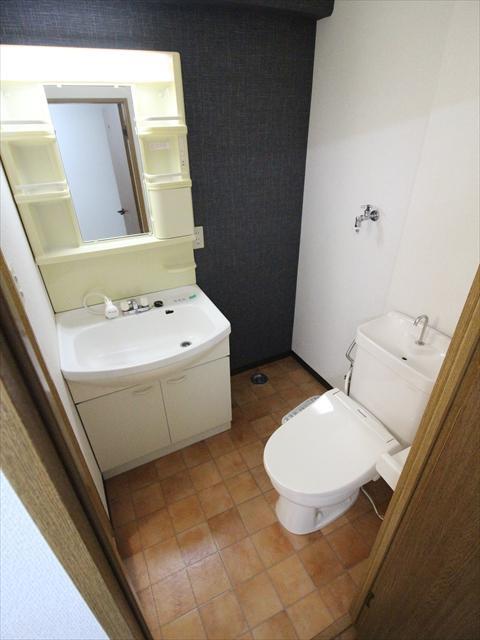 バス・シャワールーム　松山市緑町　グリーンハイツ緑町　トイレ、洗面