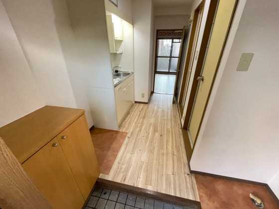 玄関　※別部屋の写真です