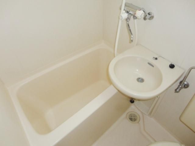 バス・シャワールーム　★お部屋探しはタウンハウジング稲田堤店まで★