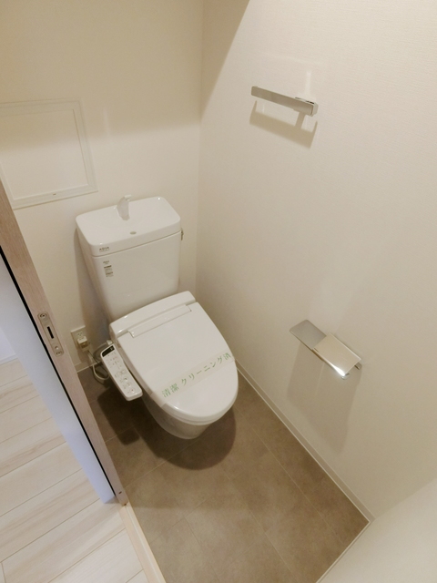 トイレ　★温水洗浄付きトイレ★