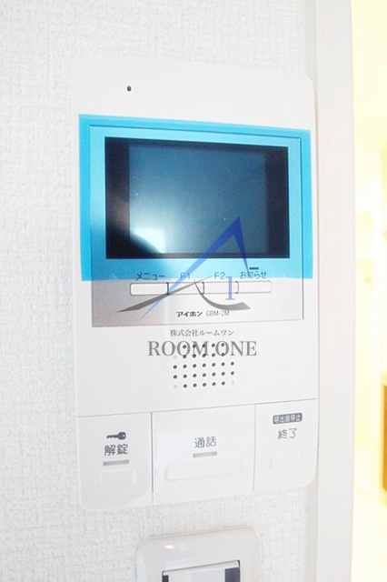 セキュリティ　モニター付きインターホンです。