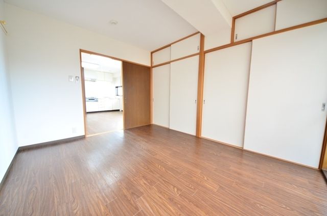 その他部屋・スペース　★6.8帖の洋室★