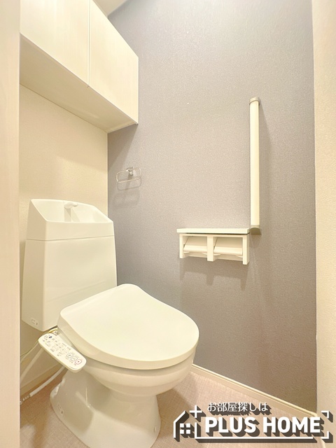 トイレ　類似写真