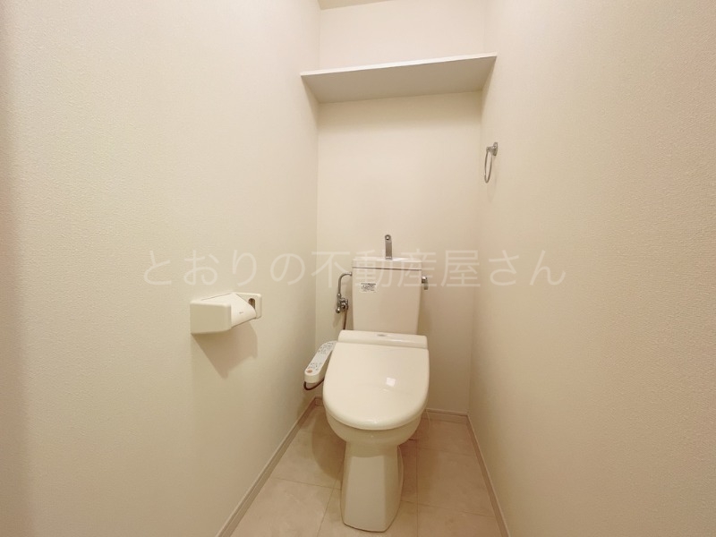 トイレ　ウォシュレット付きトイレ