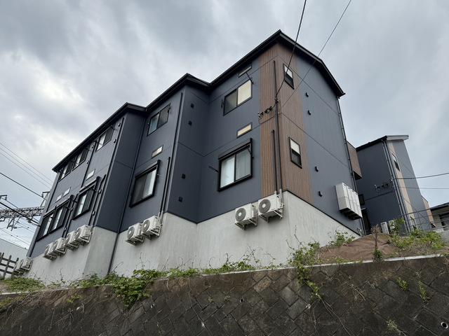 建物外観　～オシャレな外観です～