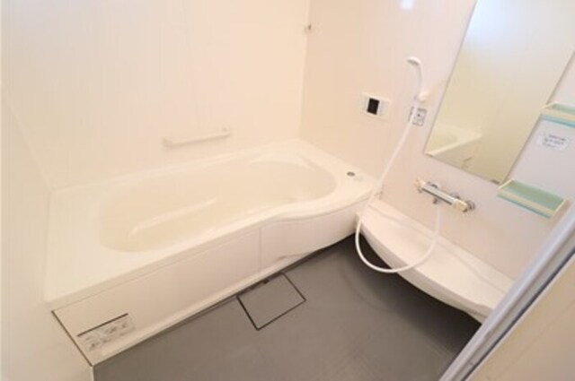 バス・シャワールーム　浴室