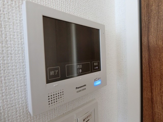 セキュリティ　モニタ付きインターホン