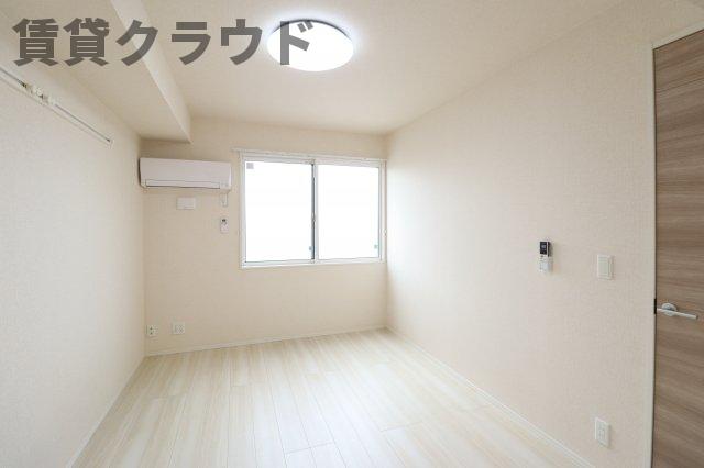 その他部屋・スペース　落ち着いて過ごせるお部屋なので、寝室にいかがでしょうか