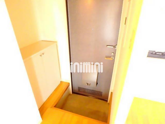 玄関　玄関スペースの様子です。