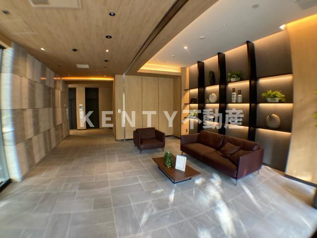 ロビー　落ち着いたロビーです