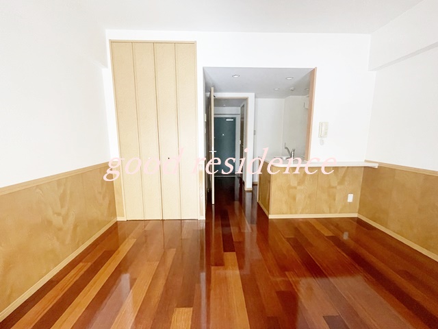 居室・リビング　【南国を想像させるキレイめ物件♪】おすすめ！！