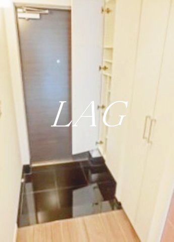 玄関　玄関です。