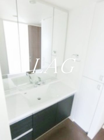 洗面設備　洗面台です。